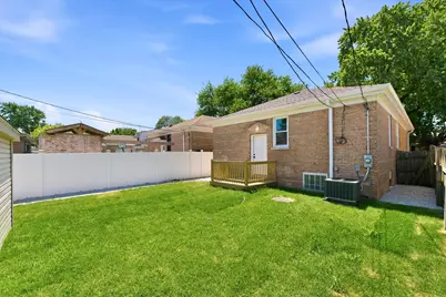 7939 S Saint Louis Avenue, Chicago, IL 60652 - Photo 24