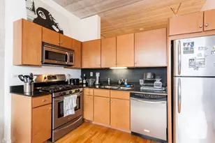 630 N Franklin St, Chicago, IL 60654 - Photo 2