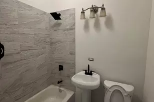 4718 S Langley Ave, Chicago, IL 60615 - Photo 6