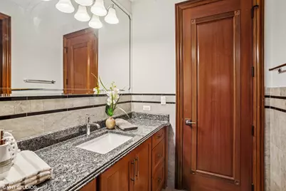 3832 W Chase Avenue, Lincolnwood, IL 60712 - Photo 34