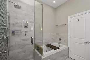 2012 W Erie St, Chicago, IL 60612 - Photo 14