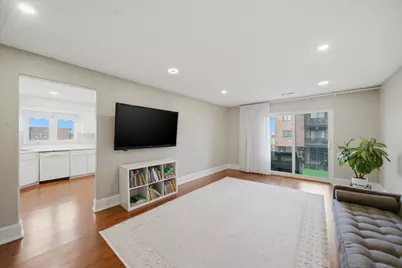 9331 Landings Lane #504, Des Plaines, IL 60016 - Photo 6