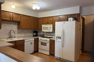 1485 Exeter Ln, South Elgin, IL 60177 - Photo 8