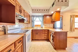1203 4th Ave, Dixon, IL 61021 - Photo 6
