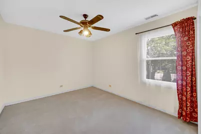 9 Redwood Court, Streamwood, IL 60107 - Photo 16