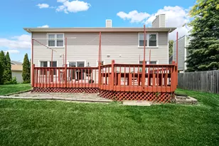 9 Redwood Ct, Streamwood, IL 60107 - Photo 28