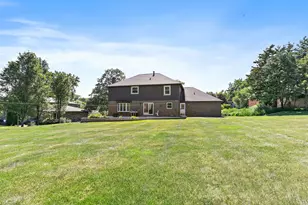 1439 Blackhawk Dr, Schaumburg, IL 60193 - Photo 34