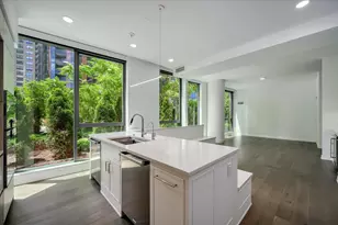 211 N Harbor Dr, Chicago, IL 60601 - Photo 8