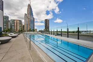 211 N Harbor Dr, Chicago, IL 60601 - Photo 32