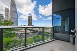 211 N Harbor Dr, Chicago, IL 60601 - Photo 22
