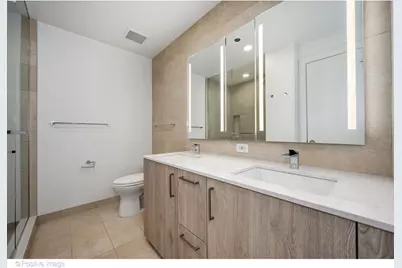 211 N Harbor Drive #TH01, Chicago, IL 60601 - Photo 28