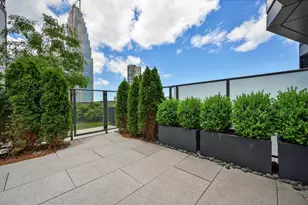 211 N Harbor Dr, Chicago, IL 60601 - Photo 16