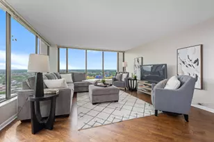 5455 N Sheridan Rd, Chicago, IL 60640 - Photo 8