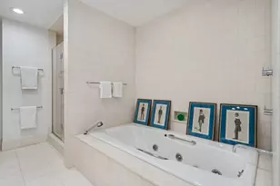 219 E Lake Shore Dr, Chicago, IL 60611 - Photo 24