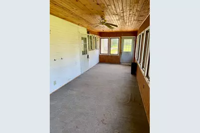1694 N Maryland Road, Polo, IL 61064 - Photo 2