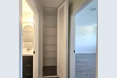 1375 Rebecca Drive #219, Hoffman Estates, IL 60194 - Photo 22