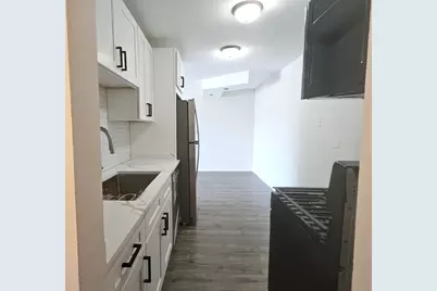 1375 Rebecca Drive #219, Hoffman Estates, IL 60194 - Photo 6