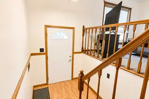 9140 162nd St, Orland Hills, IL 60487 - Photo 4