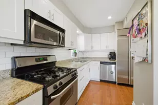 3759 N Kenmore Ave, Chicago, IL 60613 - Photo 8
