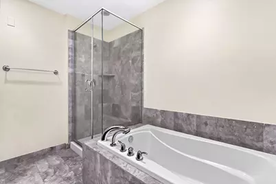 600 N Lake Shore Drive #407, Chicago, IL 60611 - Photo 8