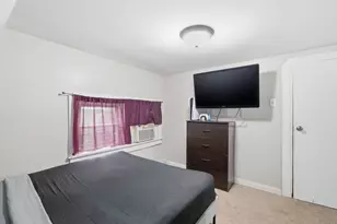 719 N Orchard Ave, Aurora, IL 60505 - Photo 16