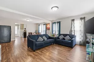 719 N Orchard Ave, Aurora, IL 60505 - Photo 4