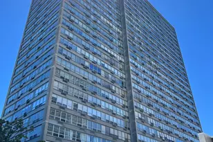 4800 S Chicago Beach Dr, Chicago, IL 60615 - Photo 1