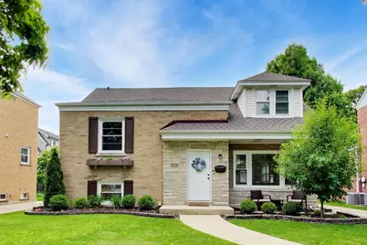 836 S Ashland Avenue, La Grange, IL 60525 - Photo 1