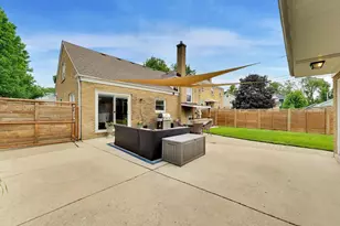 836 S Ashland Ave, La Grange, IL 60525 - Photo 36