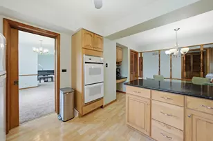2919 Embassy Row, Flossmoor, IL 60422 - Photo 14