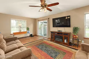 20838 W Peppertree Ct, Plainfield, IL 60544 - Photo 4