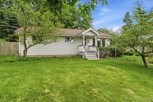 697 N Ohio St, Aurora, IL 60505 - Photo 1