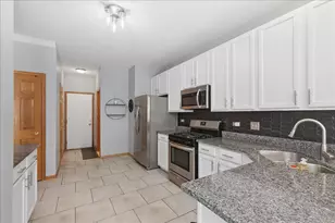 17648 S Alta Dr, Lockport, IL 60441 - Photo 10