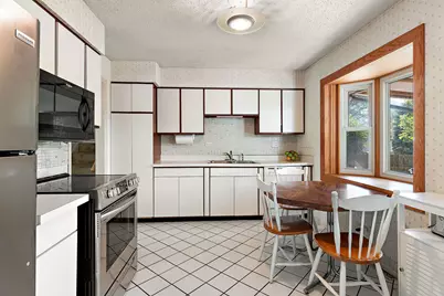 169 Leahy Circle S, Des Plaines, IL 60016 - Photo 6