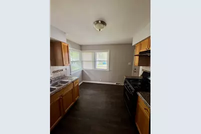 461 Clyde Avenue, Calumet City, IL 60409 - Photo 6
