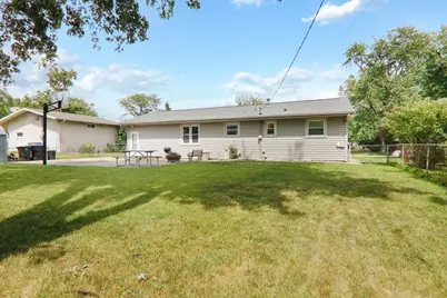 903 Mayflower Avenue, Bloomington, IL 61701 - Photo 16