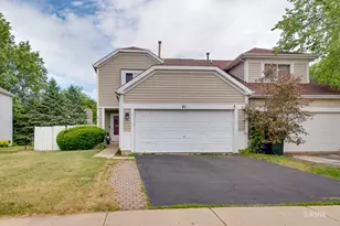 81 Kingsport Dr, South Elgin, IL 60177 - Photo 2