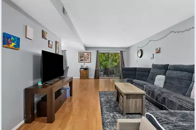 5214 Galitz Street #205, Skokie, IL 60077 - Photo 4