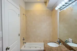 25 E 26th St, Chicago, IL 60616 - Photo 4