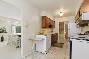 1150 Glen Ln, Hoffman Estates, IL 60169 - Photo 8