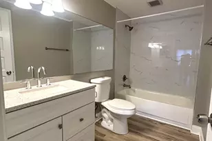 1863 Williamsburg Dr, Hoffman Estates, IL 60169 - Photo 10