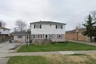8329 Rutherford Ave, Burbank, IL 60459 - Photo 1