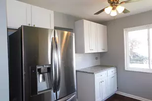 1368 Balmoral Ave, Calumet City, IL 60409 - Photo 24