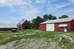 265 N 3300 E Rd, Strawn, IL 61775 - Photo 2