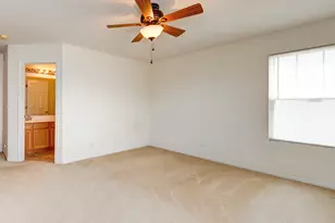 1916 Cobblestone Dr, Carpentersville, IL 60110 - Photo 12