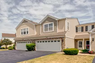 1916 Cobblestone Dr, Carpentersville, IL 60110 - Photo 1