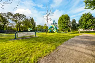 1249 Mallard Ln, Hoffman Estates, IL 60192 - Photo 28