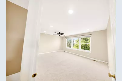 1249 Mallard Lane, Hoffman Estates, IL 60192 - Photo 16