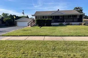 5620 W 83rd St, Burbank, IL 60459 - Photo 1