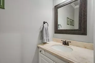 1301 English Oak Dr, Champaign, IL 61822 - Photo 18